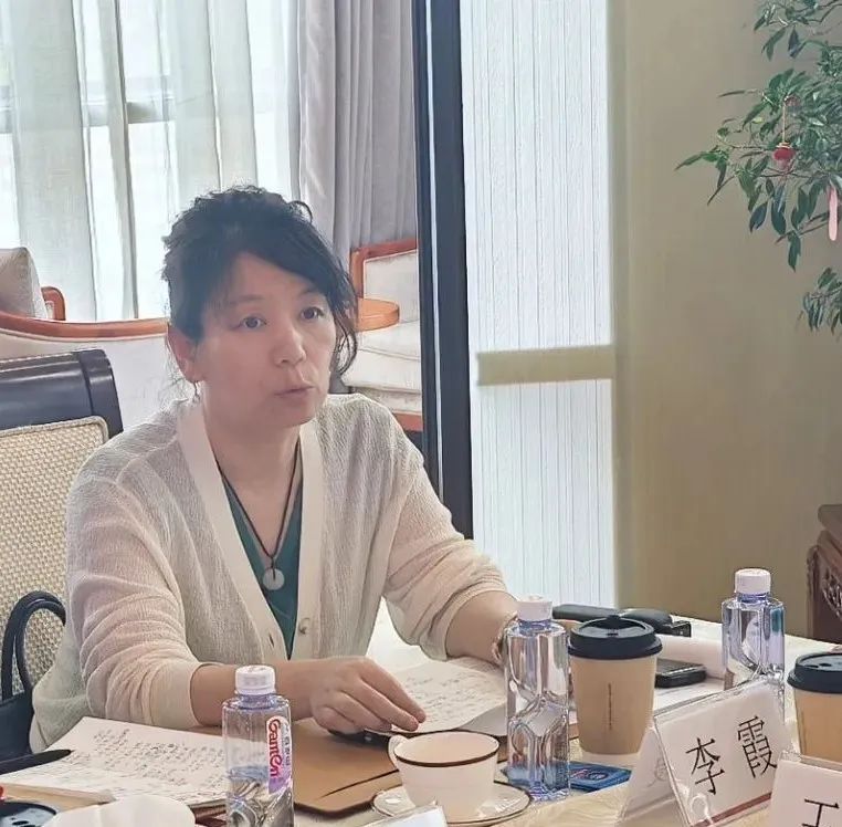 　　中國旅游景區(qū)協(xié)會(huì)研討“小而美”場(chǎng)景煥新工作 破解文旅轉(zhuǎn)型困局