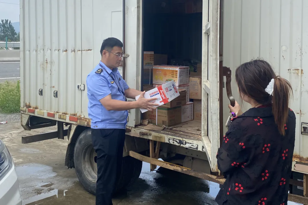 駐馬店重拳出擊！集中整治農(nóng)村假冒偽劣食品