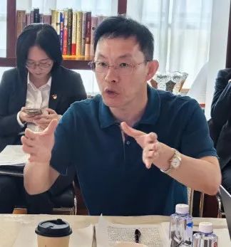 　　中國旅游景區(qū)協(xié)會(huì)研討“小而美”場(chǎng)景煥新工作 破解文旅轉(zhuǎn)型困局