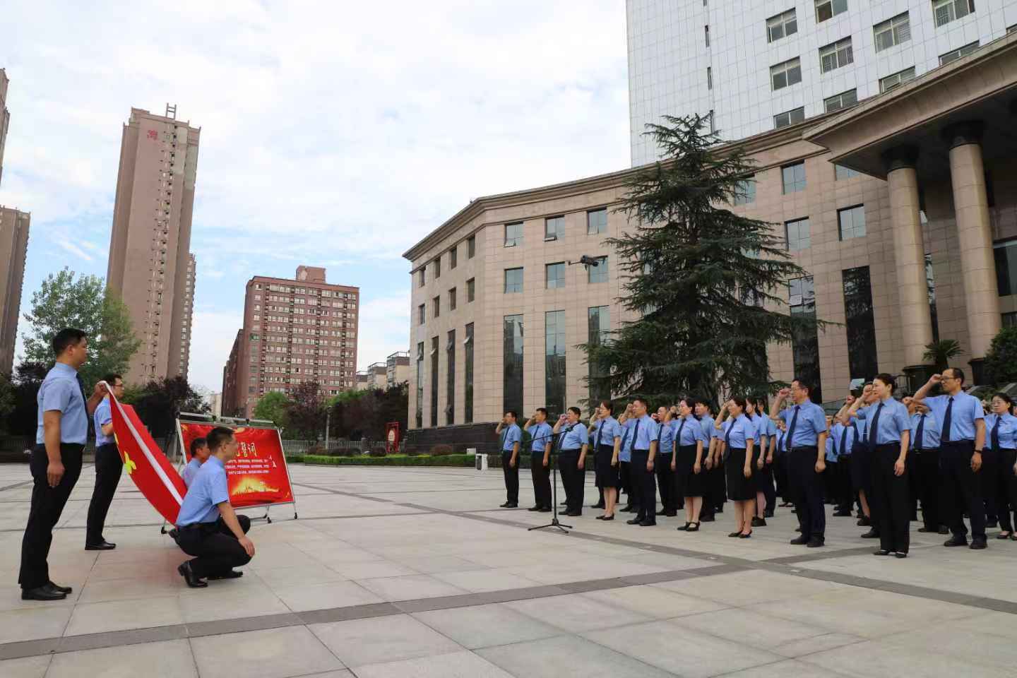 市檢察院舉行慶祝建黨104周年升旗儀式