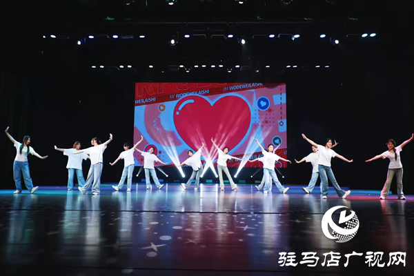  仲夏序章如“樂”而至2025黃淮學院音樂學院暑期“三下鄉(xiāng)”匯演璀璨啟幕