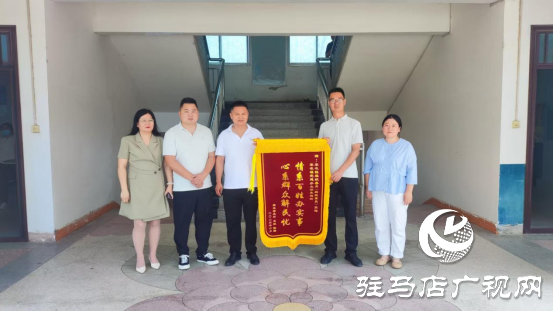 正陽縣寒凍鎮：服務熱線架起連心橋?組工力量彰顯為民溫度