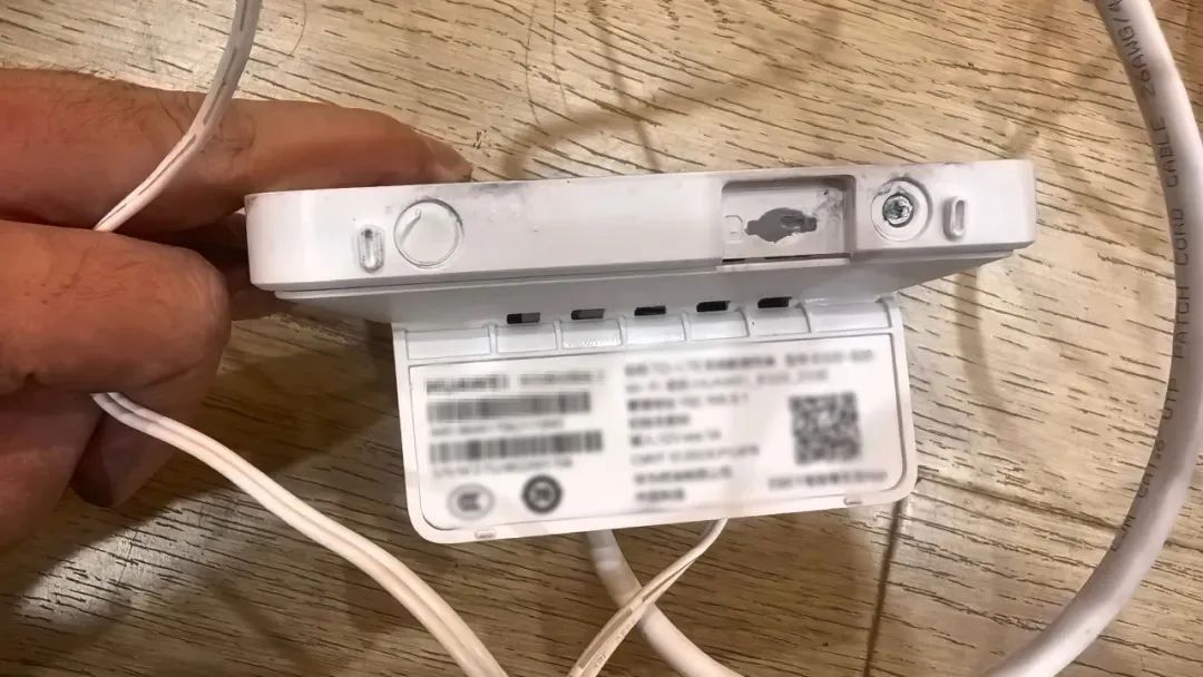 發現這種設備，請立即報警！