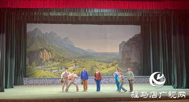 15元看三場大戲！中原文化大舞臺惠民演出受駐馬店市民熱捧