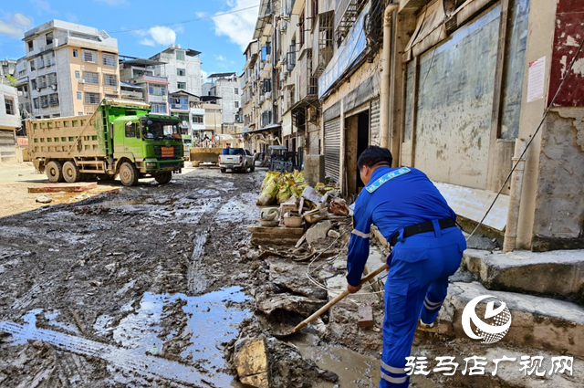 蛟龍搜救隊：千里馳援 蛟龍藍閃耀榕江洪災后的日與夜