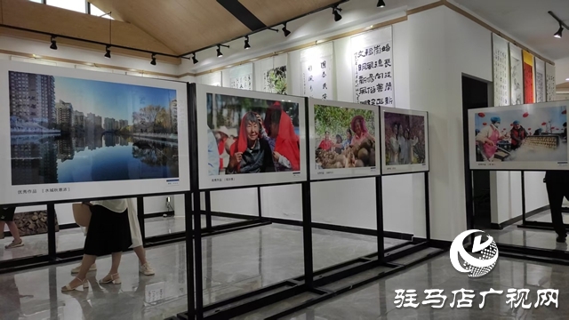  西平縣舉行2025年棠河杯“移風易俗·文明西平”攝影書法展