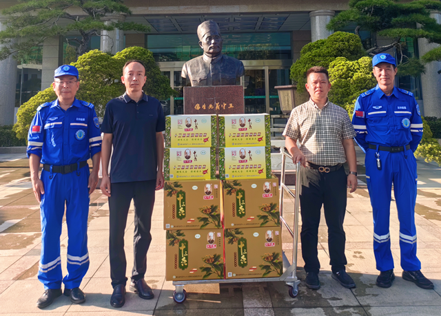 千里馳援再赴榕江 愛心特產隨行傳情