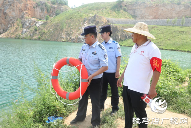 民警靠前“盯梢”護安全 巡查筑牢“安全網”守平安