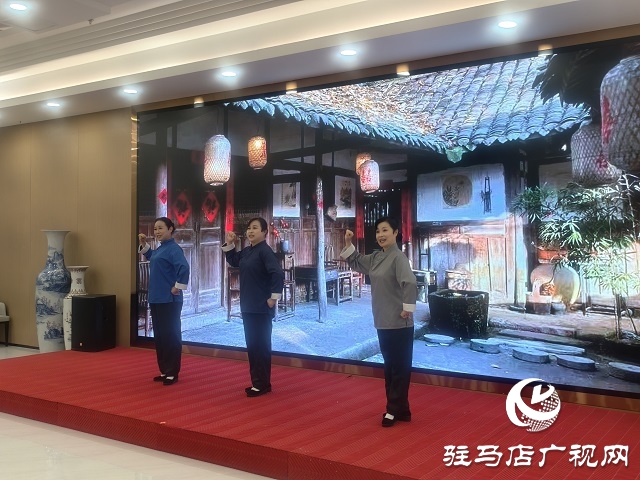中國銀行駐馬店分行：表彰先進樹標桿 文藝慰問暖人心