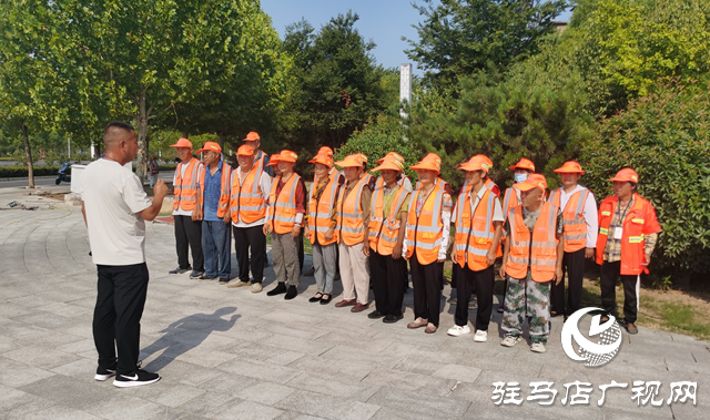 高溫下的堅守：環衛工人用汗水守護城市整潔