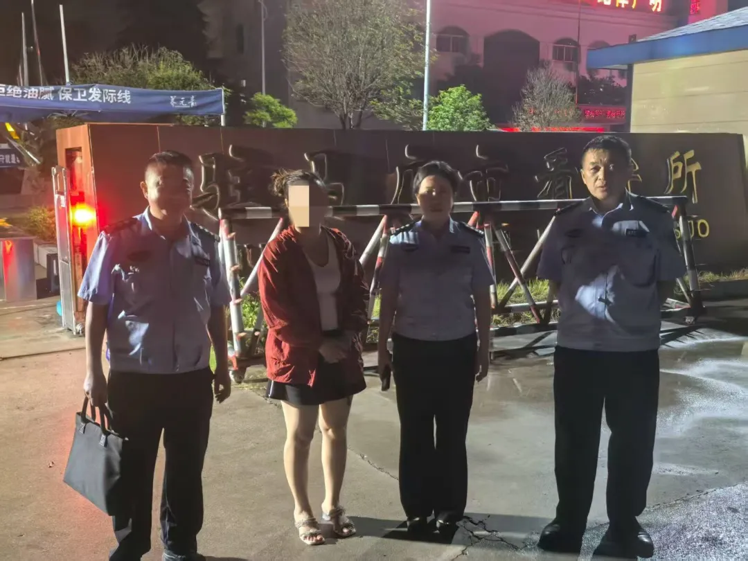 平輿縣車管所連續抓獲兩名網上逃犯