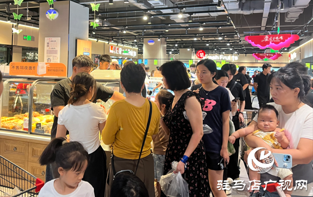 “晚8點經濟”升溫：錯峰購實惠 消費更理性